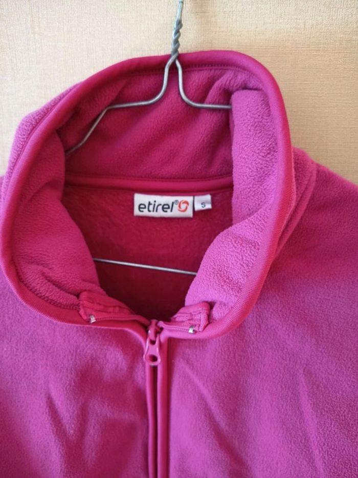 Sweat polaire femme. Marque etirel (D67) - photo numéro 3