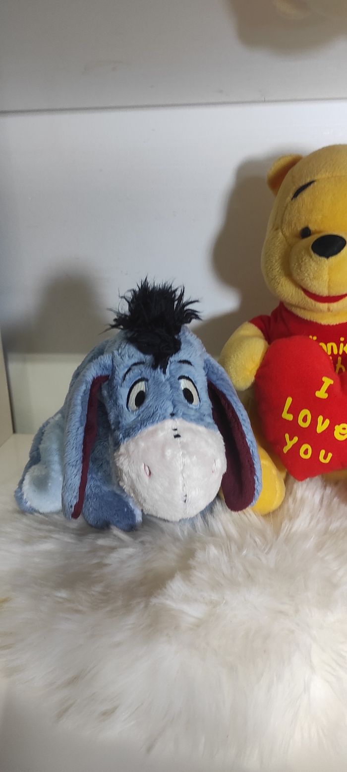 2 peluches Winnie ourson et bourriquet  Disney - photo numéro 2