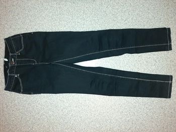 Jean noir cache cache