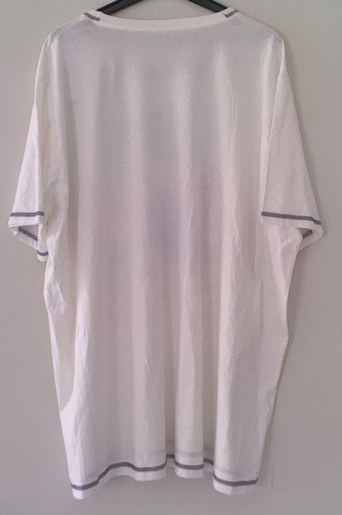 T-shirt manches courtes marque U collection taille XXXXL/4XL couleur blanc à motif pour homme - photo numéro 2