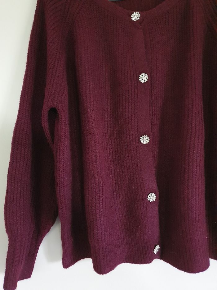 Cardigan bordeaux à boutons strass L neuf - photo numéro 3