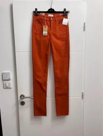Jean slim neuf avec étiquette Lee Cooper 🌸 34 36