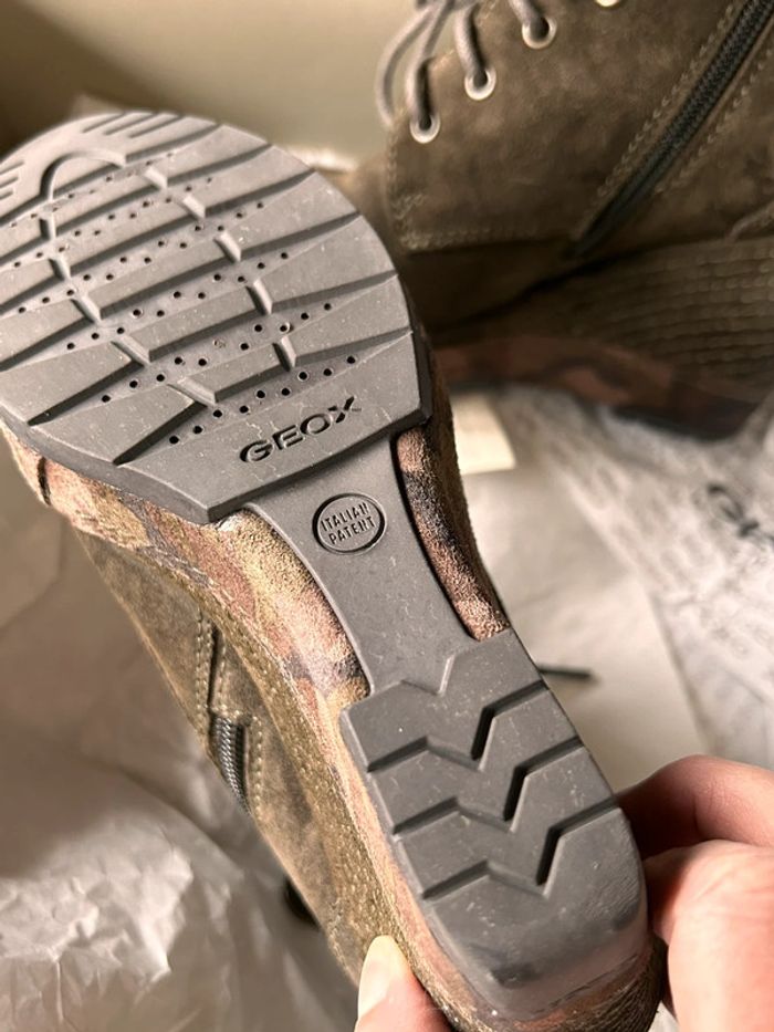 Chaussures bottines marron compensées 36 neuves avec étiquette Geox - photo numéro 4
