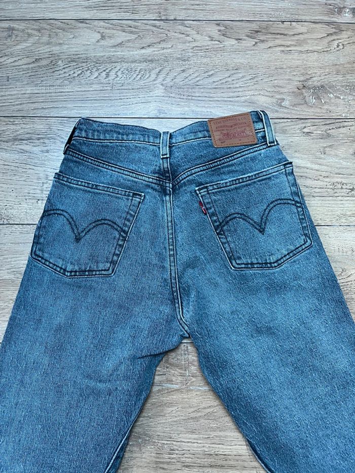 Jeans Lévis gris en parfait état coupe droit 501 W24 L26 - photo numéro 16