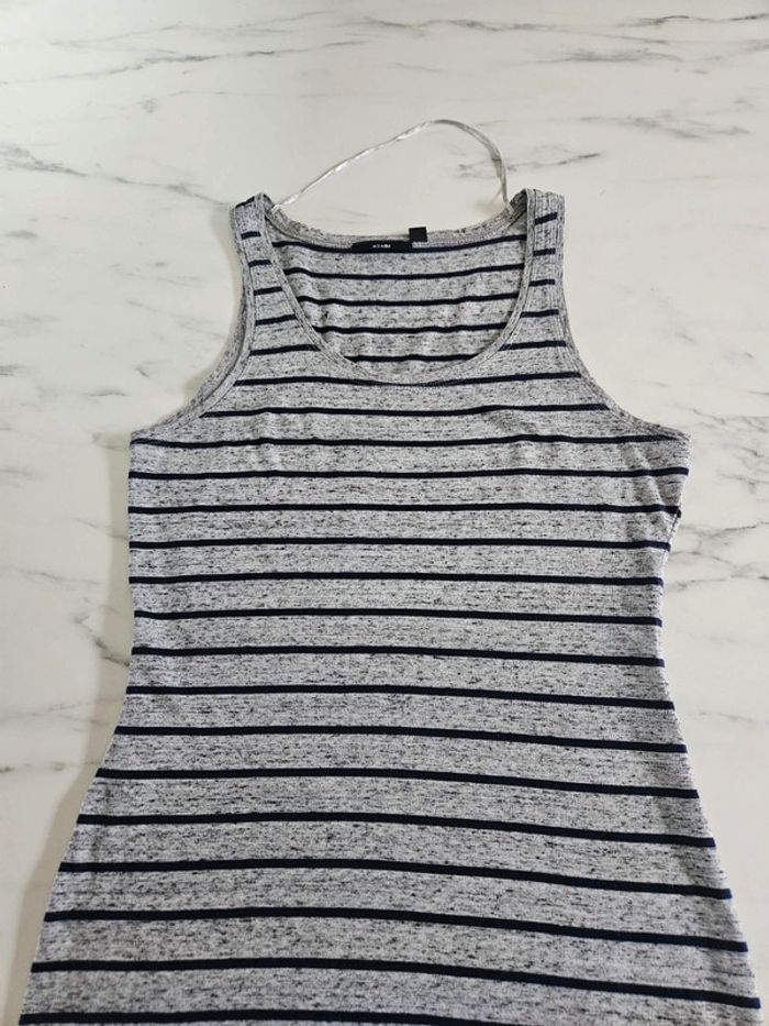 Kiabi longue robe à lignes taille M - photo numéro 8