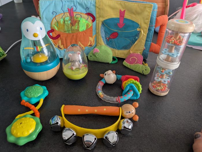 Lot de jouets d'éveil - photo numéro 2