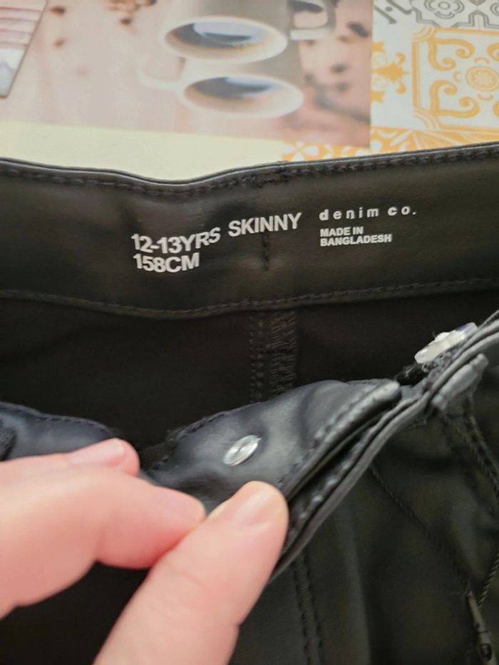 Pantalon simili 12/13 ans - photo numéro 2