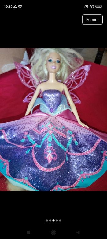 Poupée barbie Mattel j22