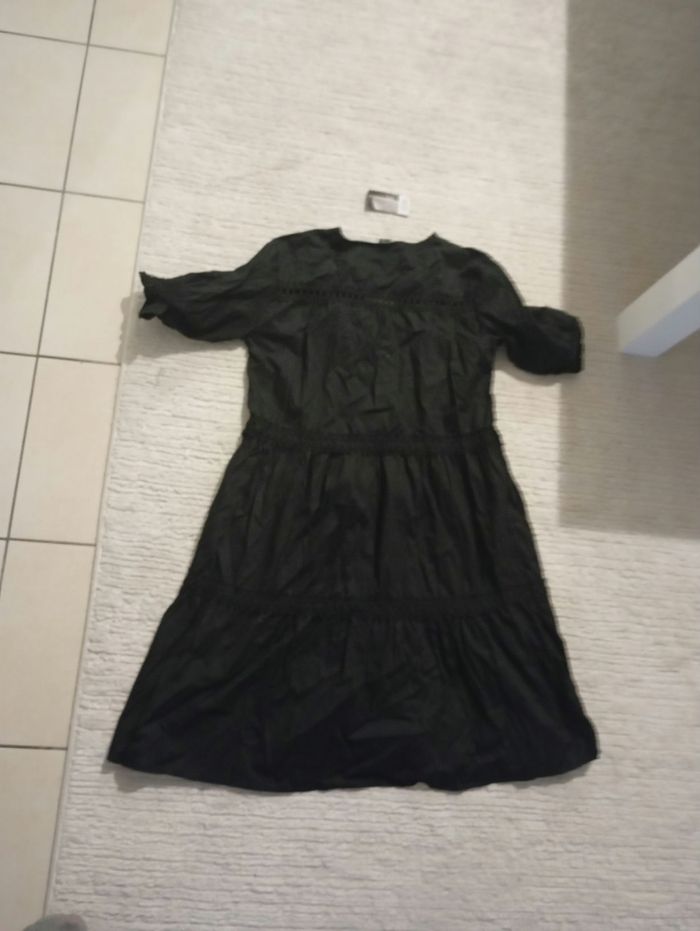 Robe noir femmes - photo numéro 2