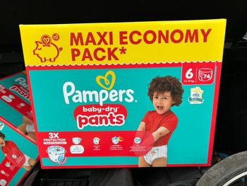 Pampers pants taille 6 74 couches Neuf