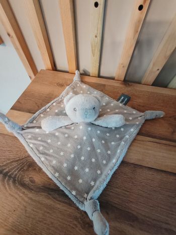 Ours orchestra marron étoile luminescentes