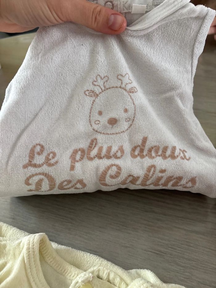 Lot pyjamas 3 mois - photo numéro 2