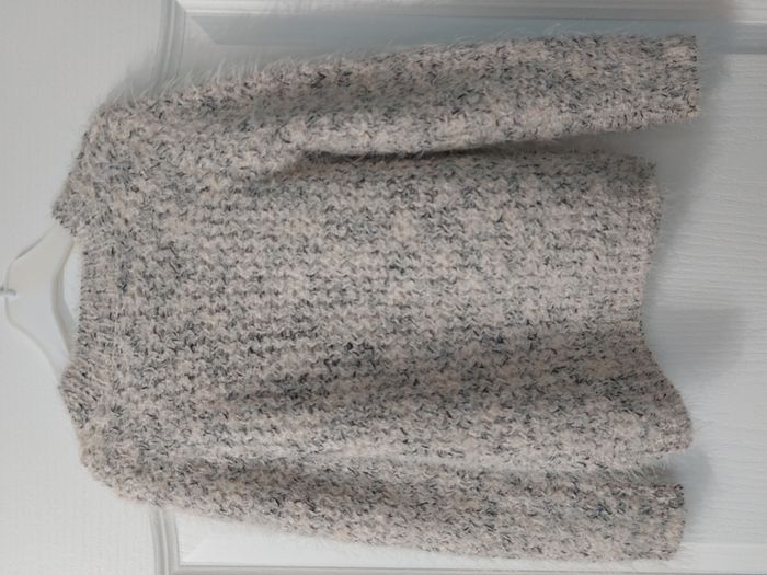 beau pull crème col rond 4 ans - photo numéro 2