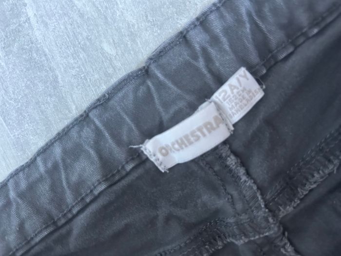 Lot 2 pantalons garçon 12 ans très bon état - photo numéro 2