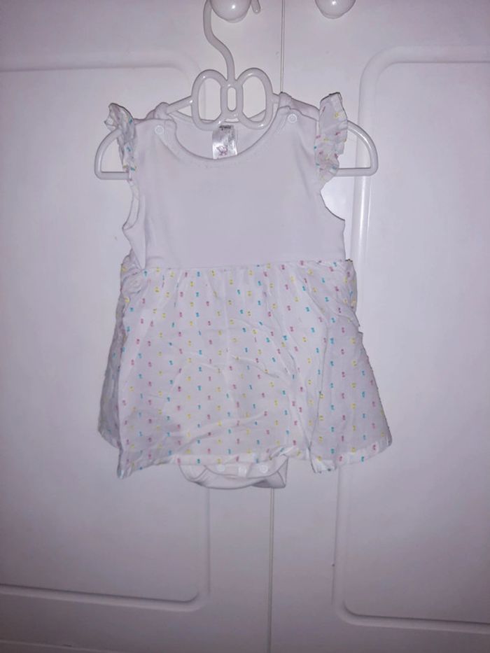 Robe bébé