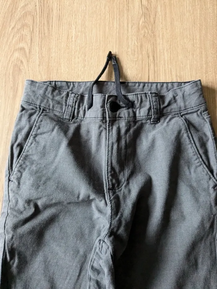 Pantalon gris , Kiabi 10 ans - photo numéro 2