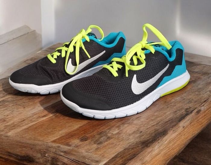 Baskets Nike P38 neuves - photo numéro 3