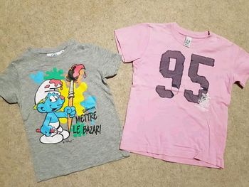 Lot de 2 tee shirts garçon 4ans zara schtroumpfs