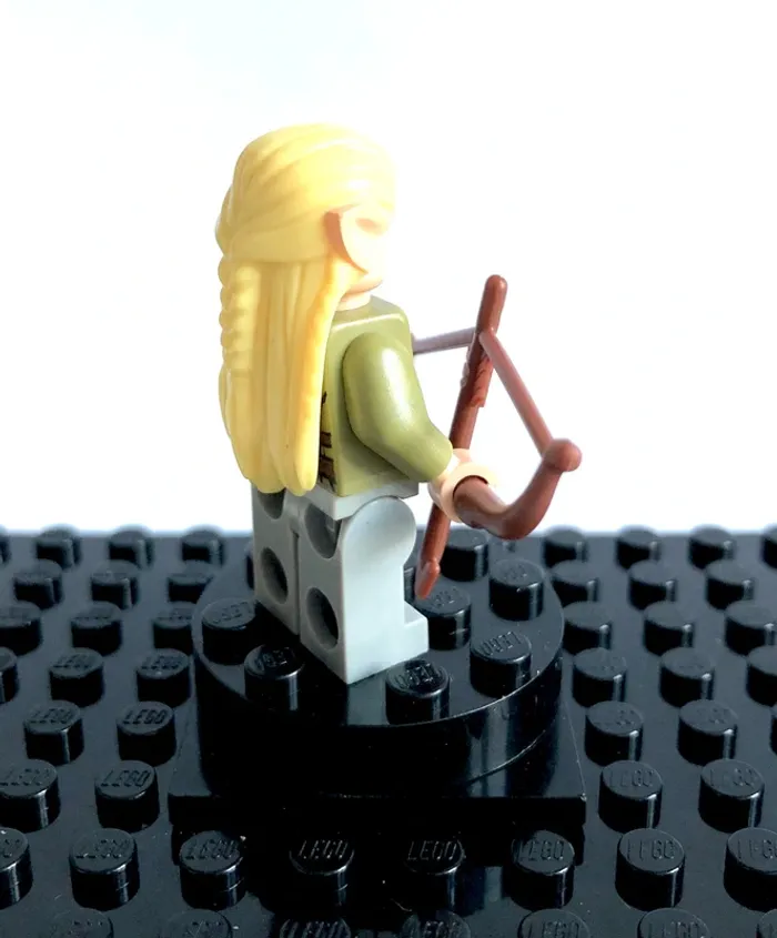 LEGO Seigneur des Anneaux - Legolas, olive green robe - photo numéro 5