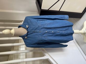 Chemise Camaieu en jean avec pierres brillantes