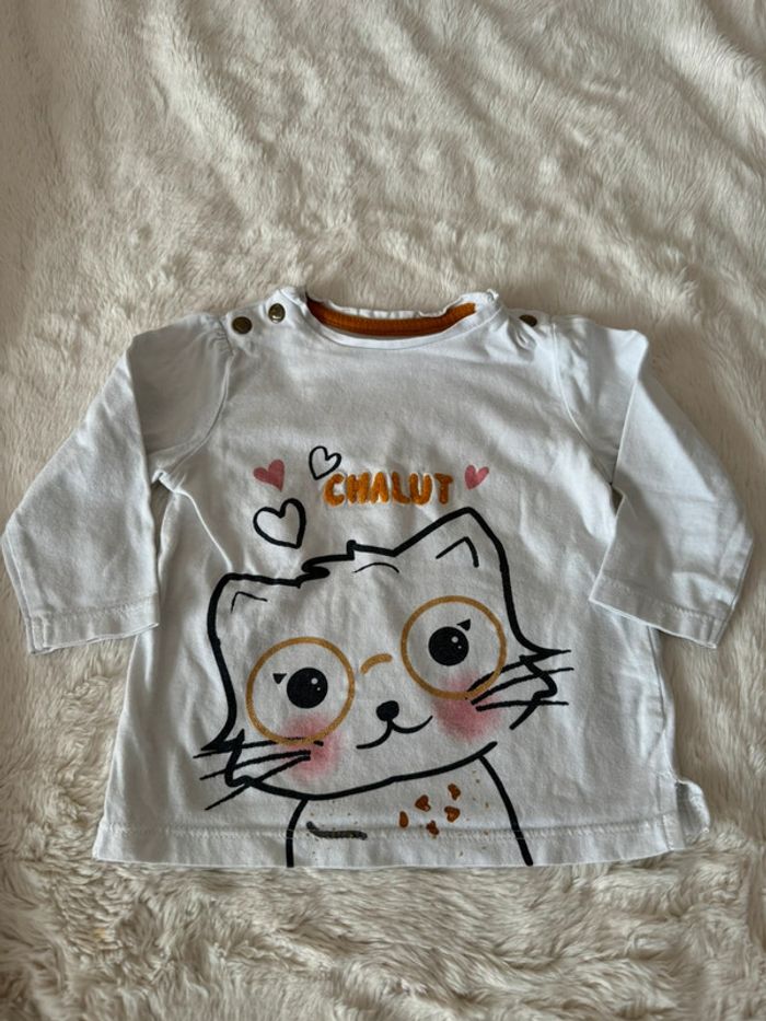 Tee shirt manche longue taille 6 mois