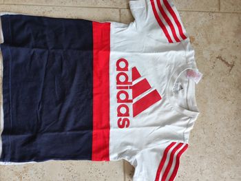 T-shirt adidas