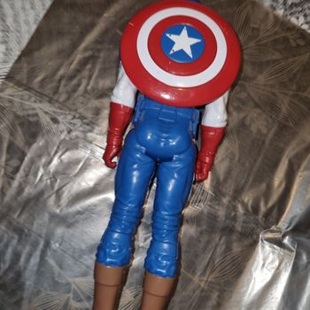 figurine Marvel CAPTAIN AMERICA  30 cm