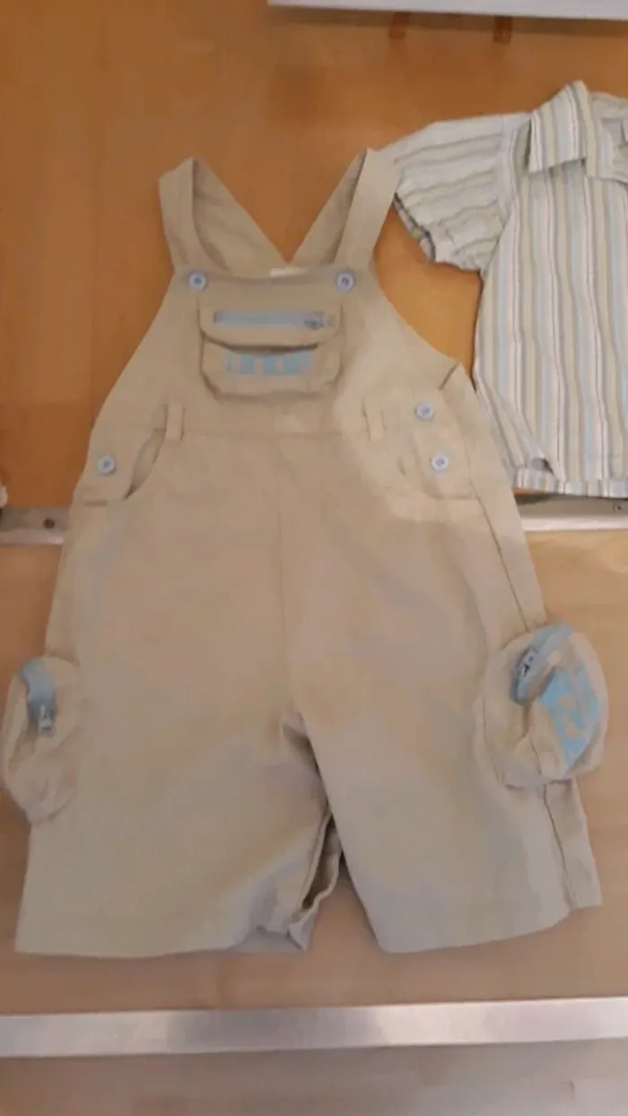 Salopette et sa chemise 23 mois - photo numéro 3