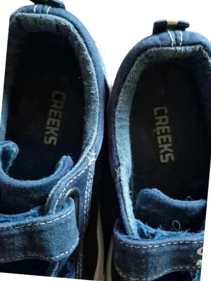 Baskets bleu marine 🌹33🌹creeks - photo numéro 3