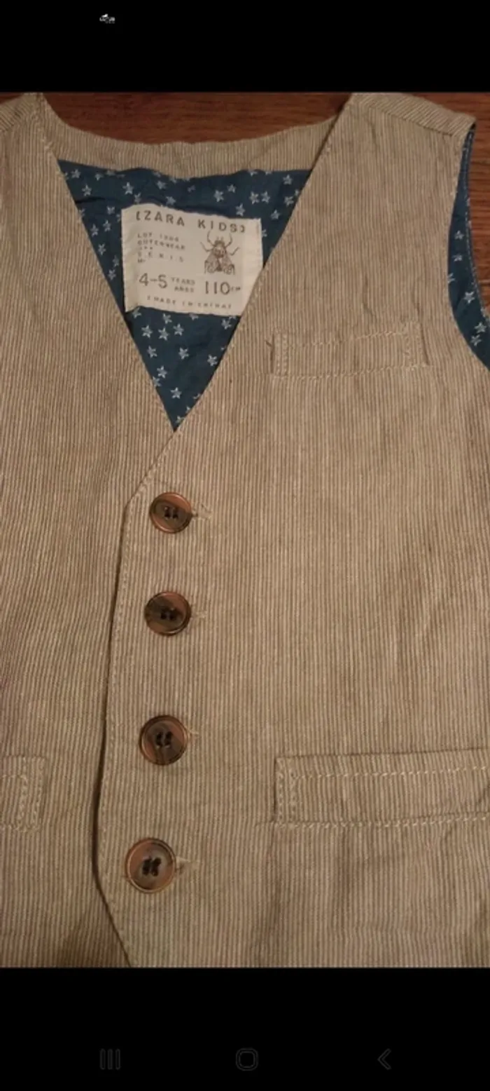 Gilet Zara 4-5 ans 110 cm - photo numéro 2