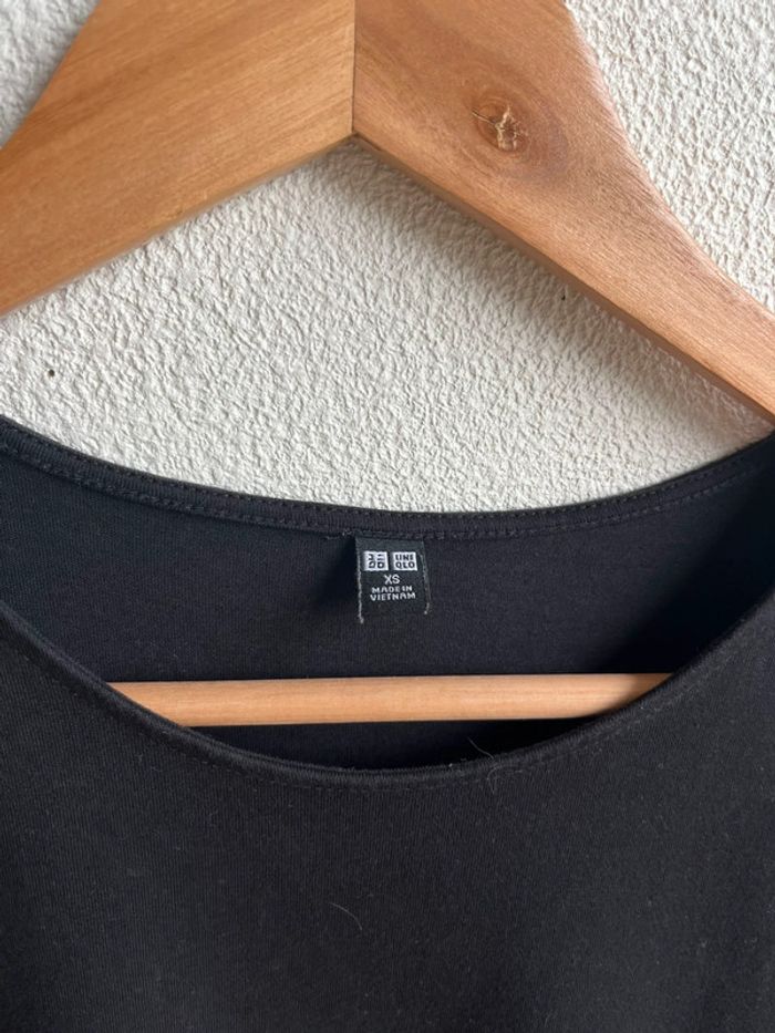 Petite robe noire XS - photo numéro 2