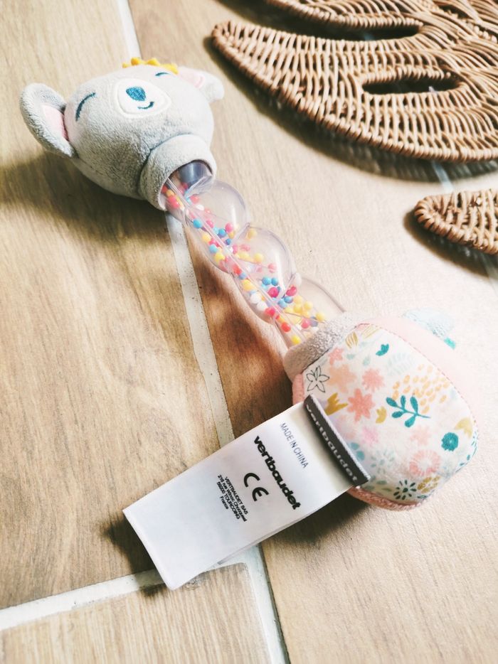 🐨Bâton de pluie /hochet sensoriel Koala tissu-peluche et plastique marque Vertbaudet - photo numéro 2