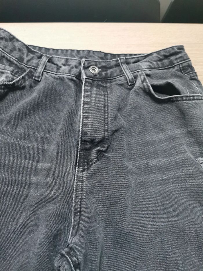 Jean large taille 40 - photo numéro 2