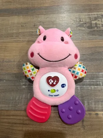 Doudou peluche interactif croc’hippo vtech