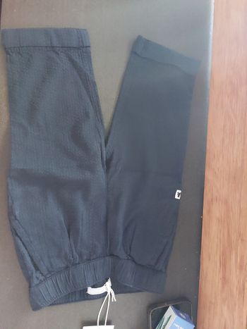 Vend pantalon + chemises bébé