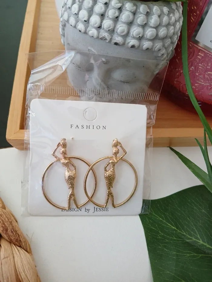 Magnifique Boucles d'oreilles🌿🎁 - photo numéro 3