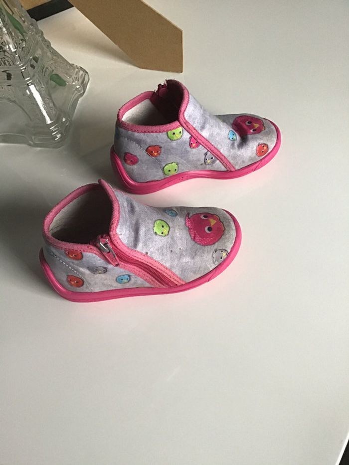Chaussons gris et rose - photo numéro 3