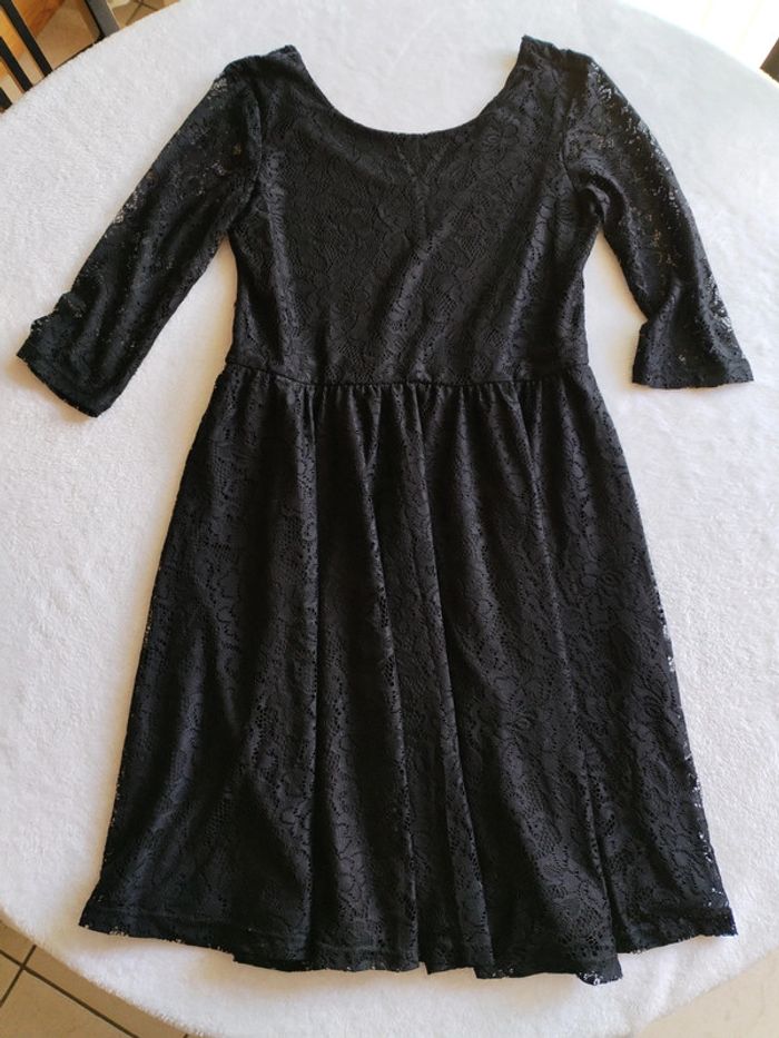 Robe dentelle Kiabi T 40