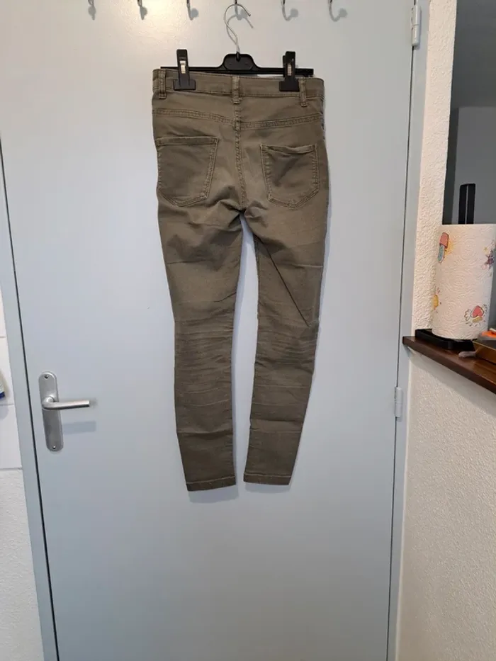 Pantalon - photo numéro 2