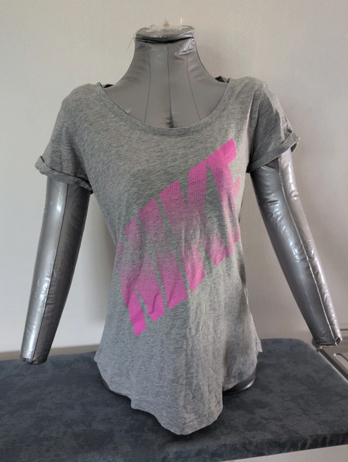 Tee shirt