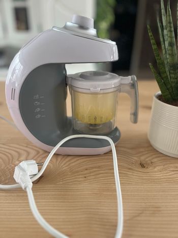 Cuiseur mixeur pour bébé 