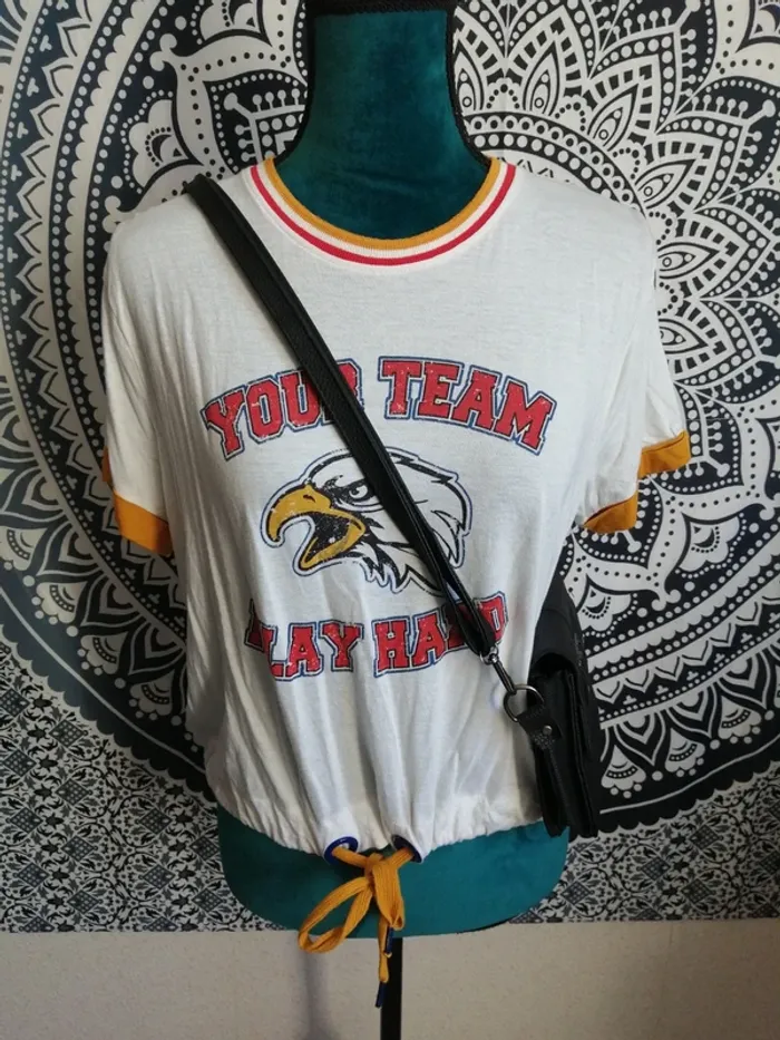 Tee-shirt blanc avec message devant et dos et tête d'aigle / jennyfer / (L)
