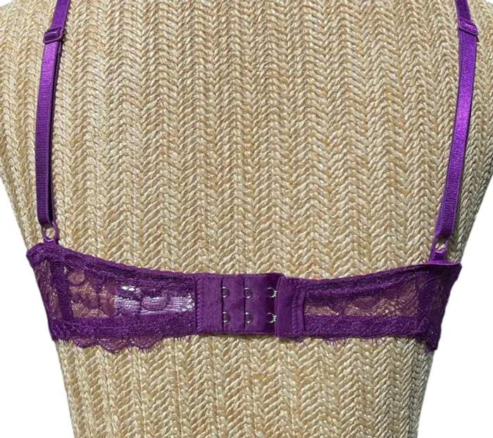 Soutien-gorge Manoukian dentelle à coque et armature violet Taille 85D Neuf - photo numéro 3