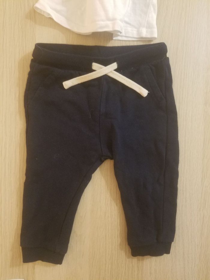 Ensemble 12 mois - photo numéro 4