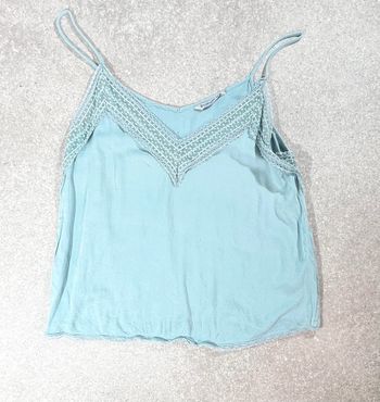 💥 Camisole en dentelle Stradivarius taille L💥