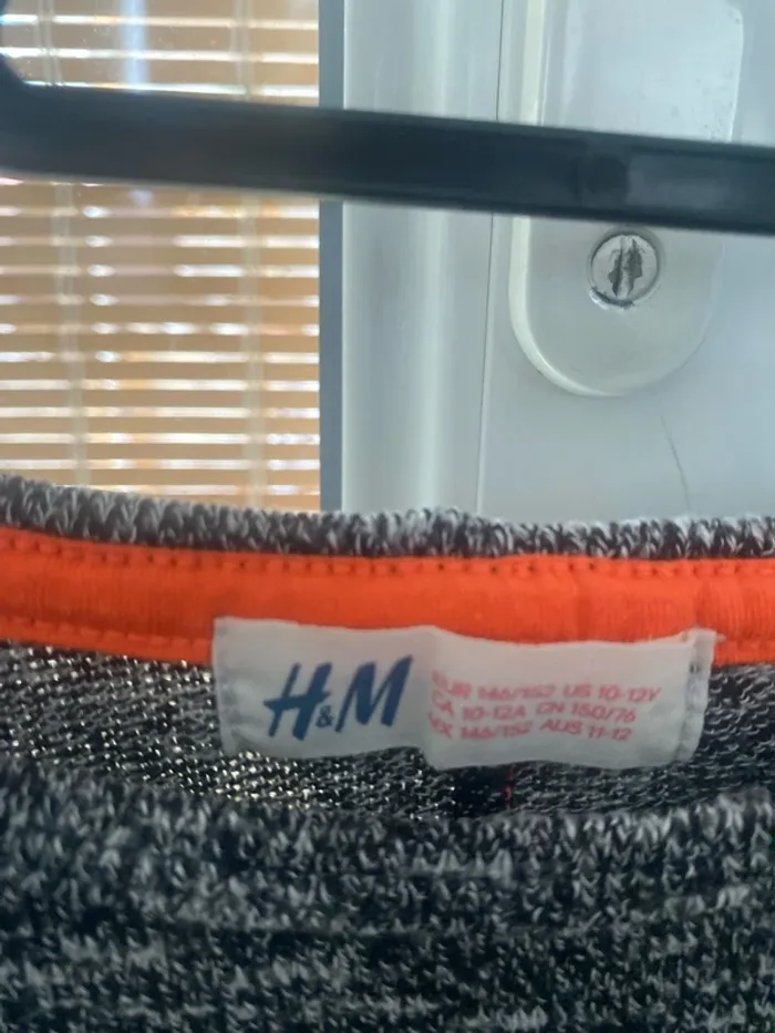 Sweat H&M gris chiné manches longues - photo numéro 4