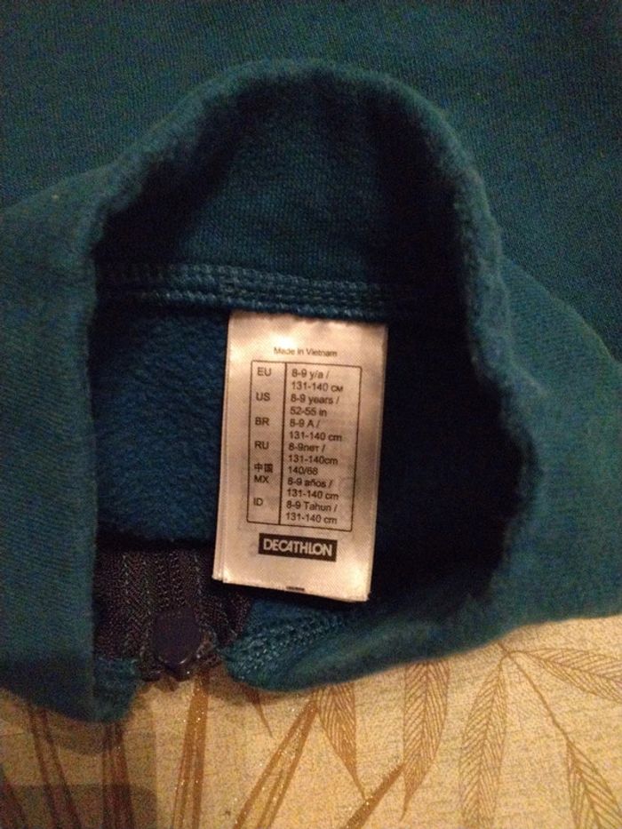 Veste de jogging verte et marine Decathlon 8-9 ans - photo numéro 3