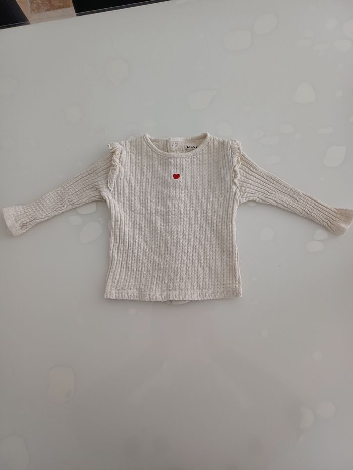 Tee-shirt neuf taille 12 mois