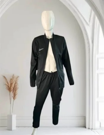 Ensemble Nike