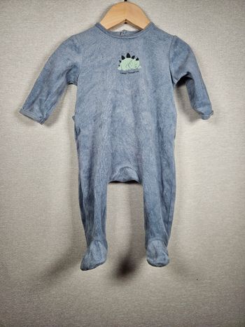 Pyjama velours dinosaures kiabi 6 mois  63-69cm